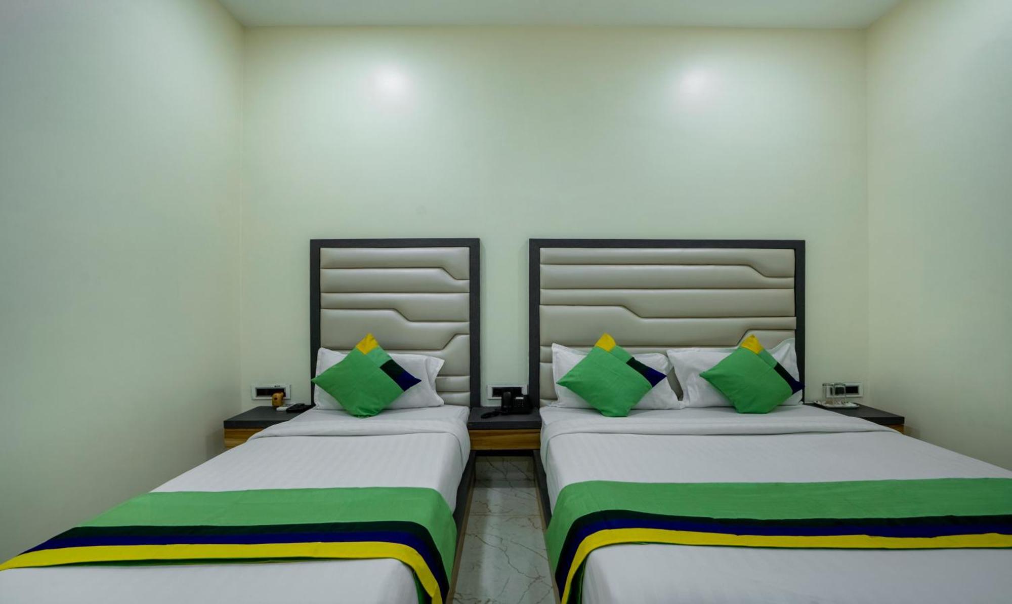 Treebo Zaid International Powai Hotell Mumbai Exteriör bild