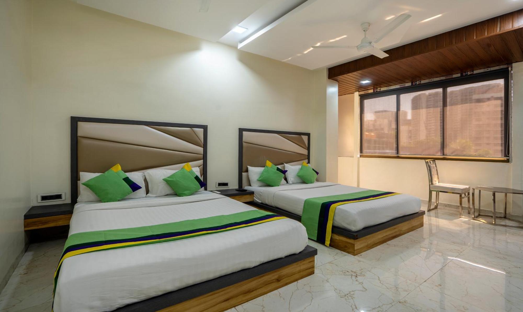 Treebo Zaid International Powai Hotell Mumbai Exteriör bild