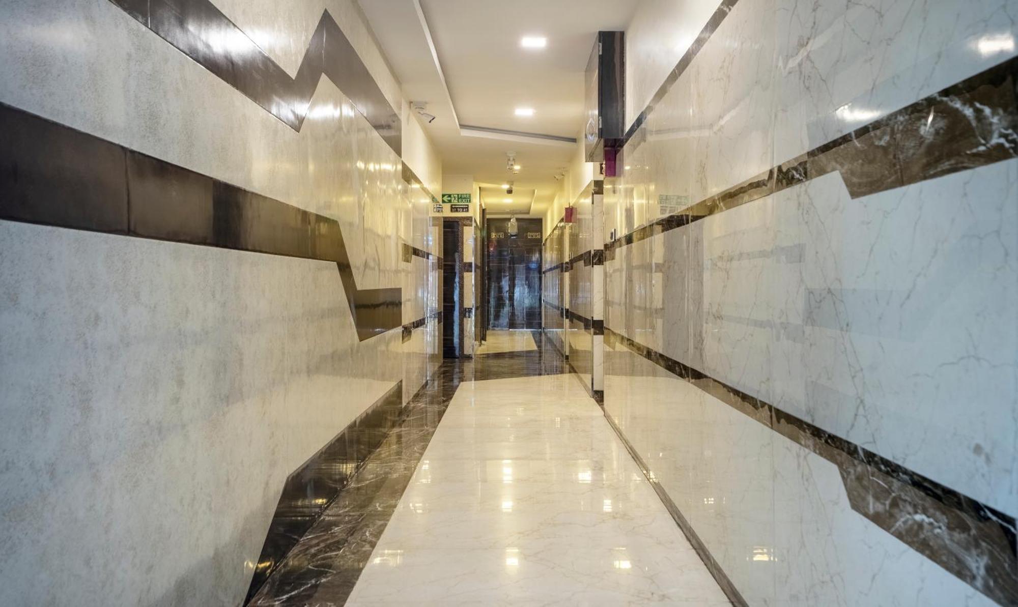 Treebo Zaid International Powai Hotell Mumbai Exteriör bild