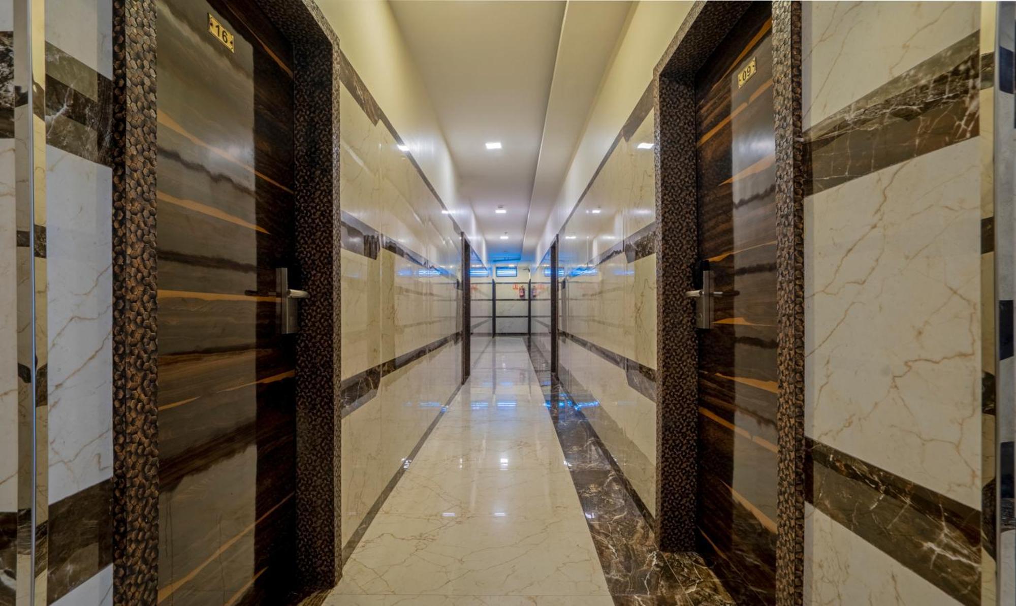 Treebo Zaid International Powai Hotell Mumbai Exteriör bild